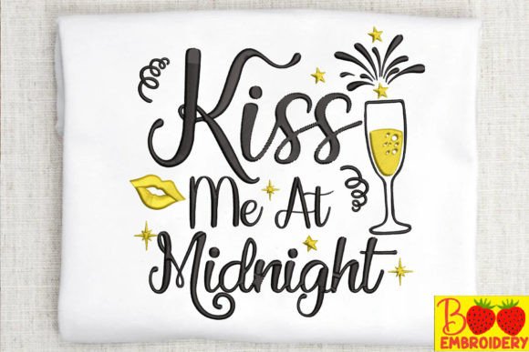Kiss Me at MidNight: A Designer’s Review for Boutique Sweatshirts